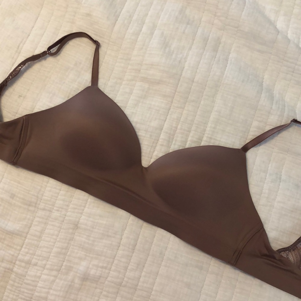 Soma Enbliss Luxe Lace Back Wireless Bra